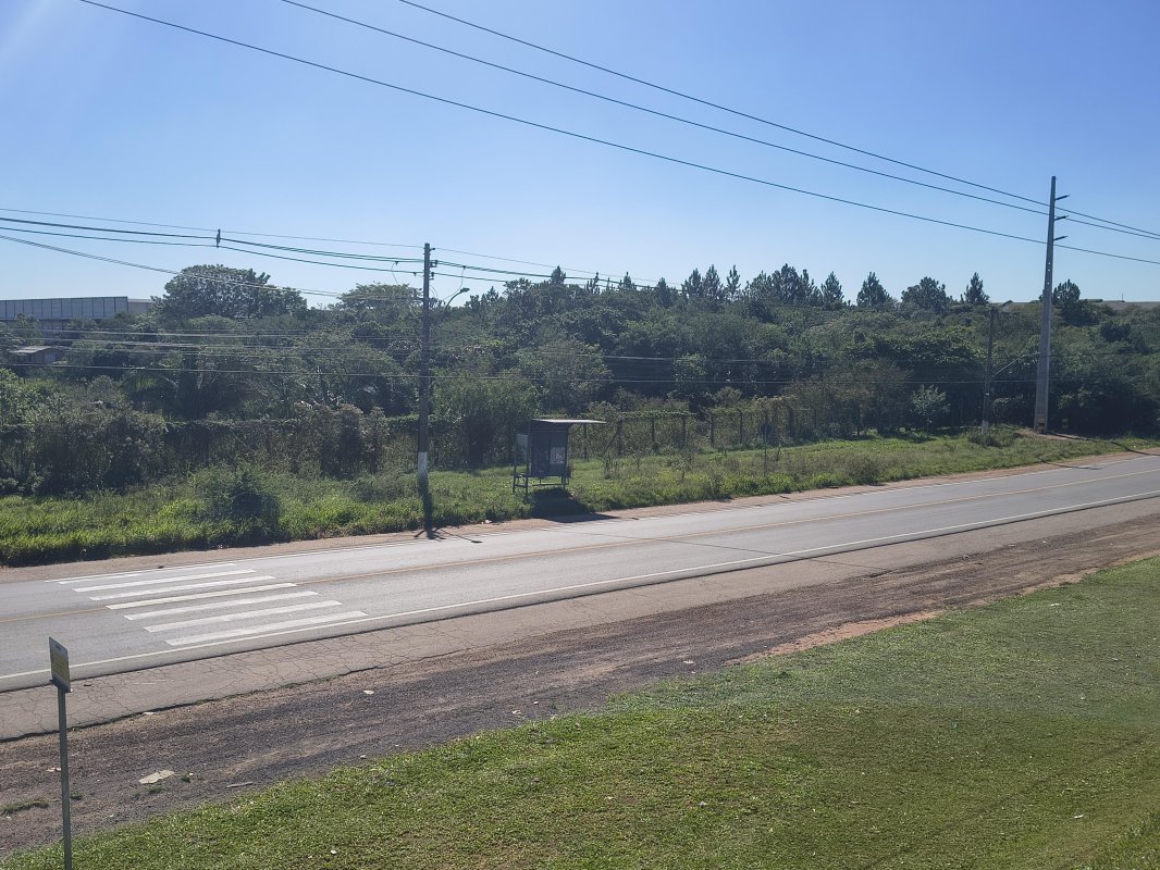 Imagem do imóvel (alvorada/rs) Direitos E Ações Sobre Um Terreno De 13.517,23m², Na Av. Pres. Getúlio Vargas