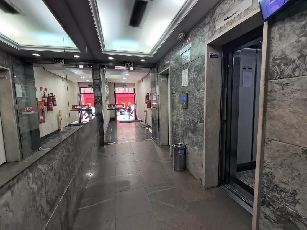 LOTE 001 - 02ª DATA | (PORTO ALEGRE/RS) DIREITOS E AÇÕES sobre o apto 103 do Edifício Krahe, c/ 48,55m², no Bairro Centro Histórico