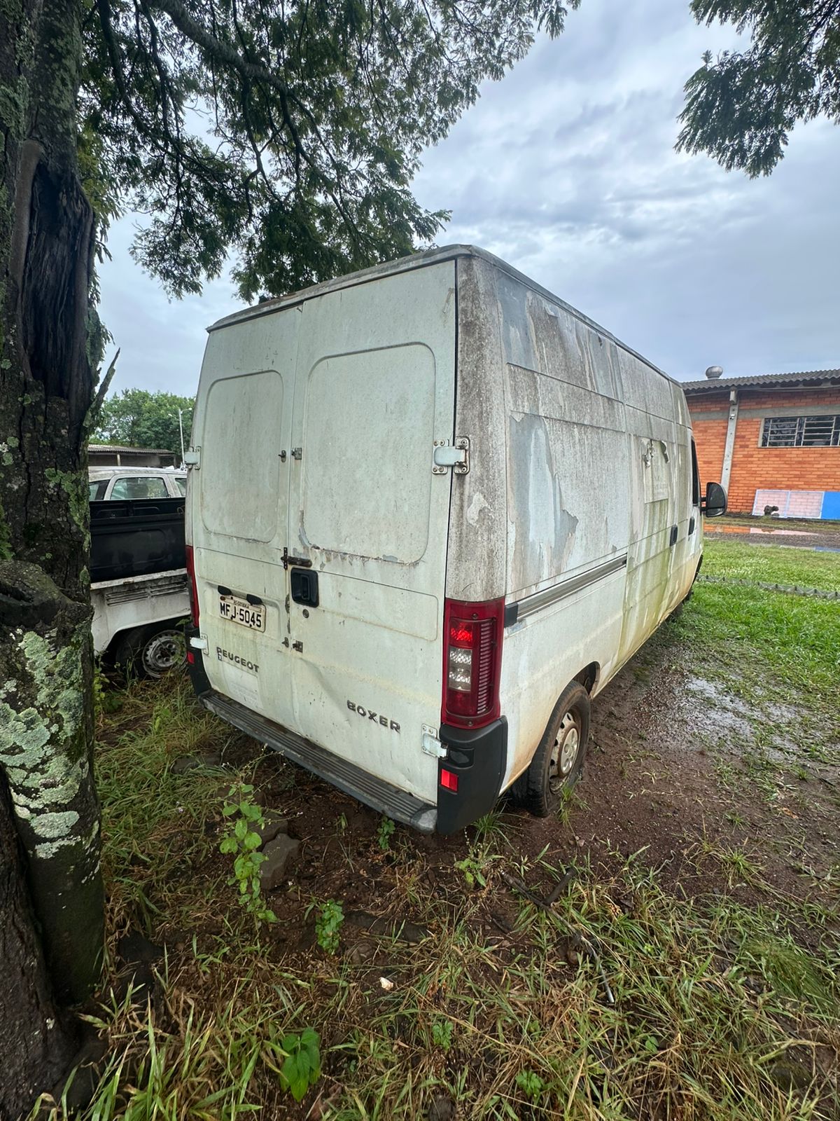 LOTE 017 - Veículo tipo Furgão, marca Peugeout, modelo Boxer F350LH HDI, ano de fabricação 2008