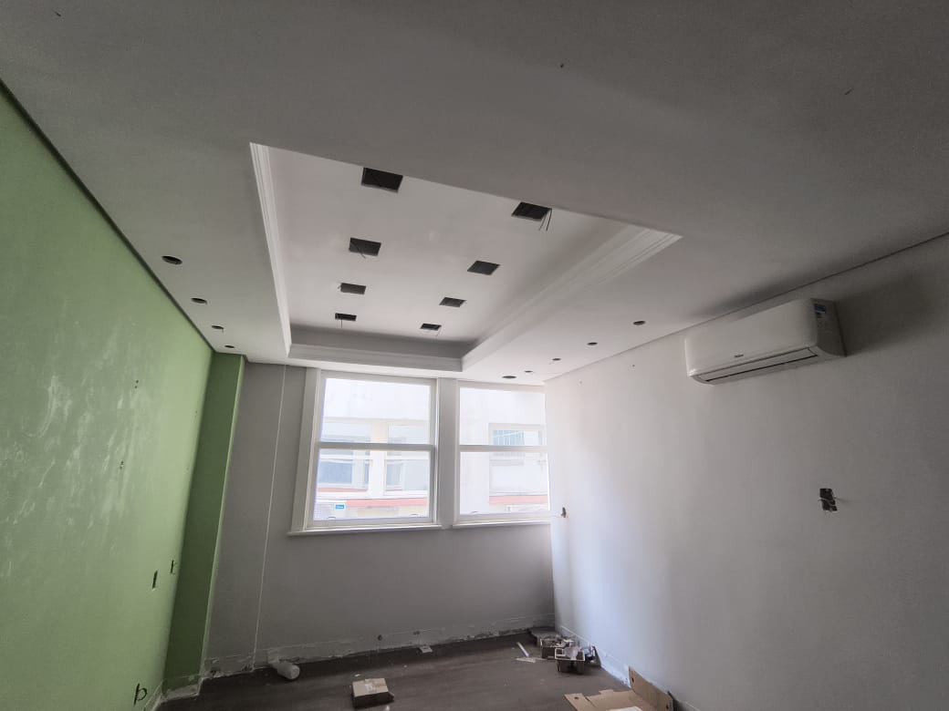 LOTE 001 - 02ª DATA | (PORTO ALEGRE/RS) DIREITOS E AÇÕES sobre o apto 103 do Edifício Krahe, c/ 48,55m², no Bairro Centro Histórico