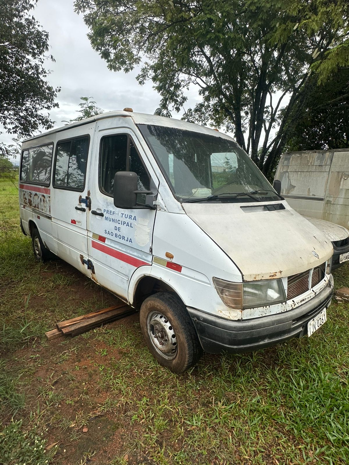 LOTE 015 - Veículo tipo VAN, marca Mercedes Benz, modelo Sprinter 312, ano/modelo de fabricação 2000/2001