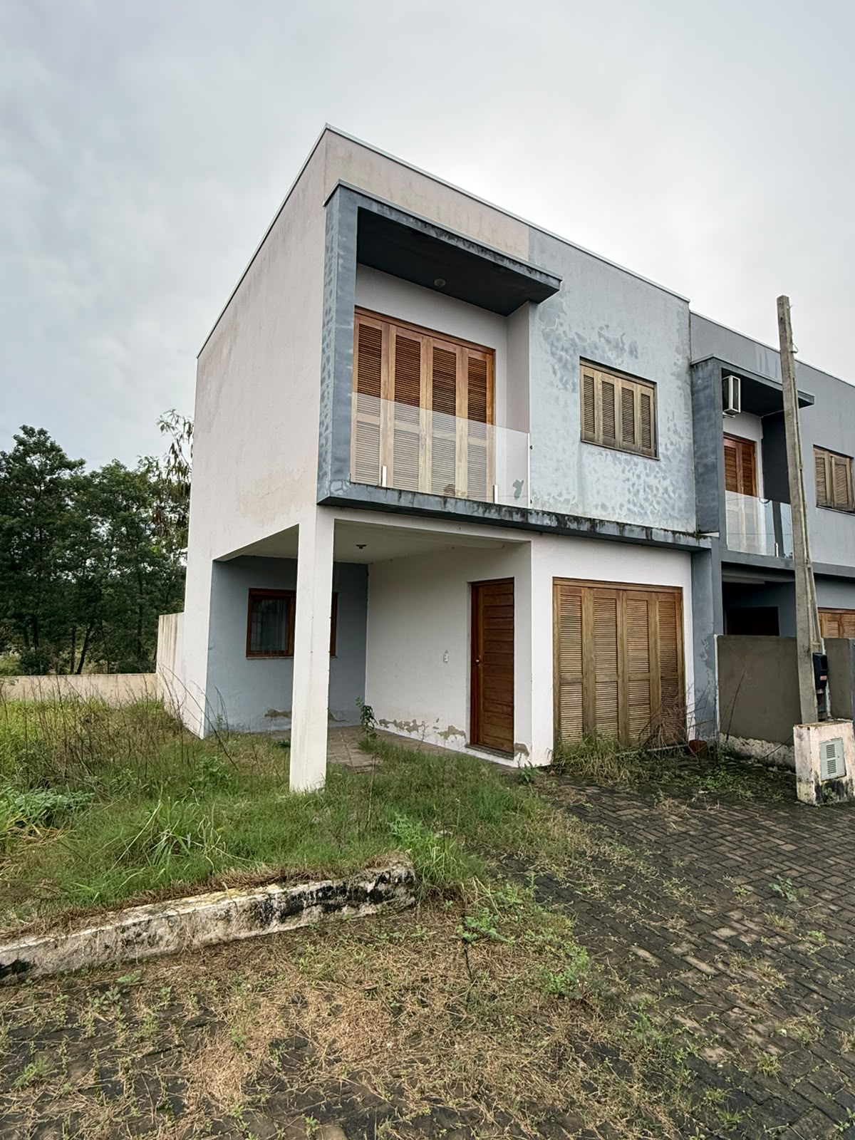 (estância Velha/rs) Uma Casa De 02 Andares No Bairro Campo Grande, localizado em Estância Velha - RS, bairro Campo Grande