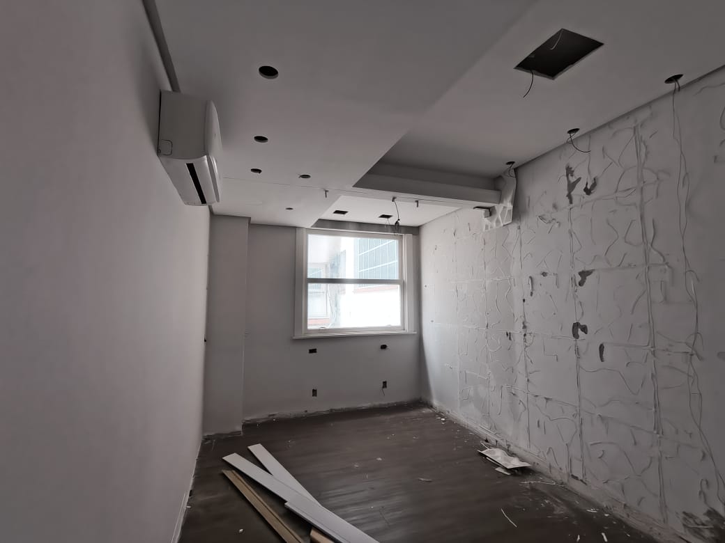 LOTE 001 - 02ª DATA | (PORTO ALEGRE/RS) DIREITOS E AÇÕES sobre o apto 103 do Edifício Krahe, c/ 48,55m², no Bairro Centro Histórico