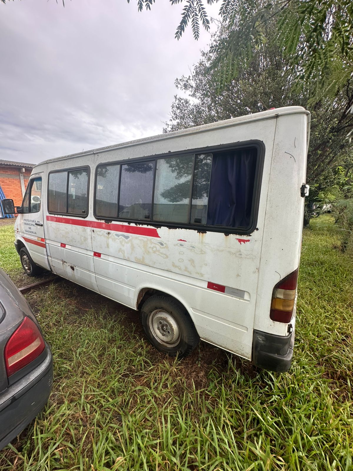 LOTE 015 - Veículo tipo VAN, marca Mercedes Benz, modelo Sprinter 312, ano/modelo de fabricação 2000/2001