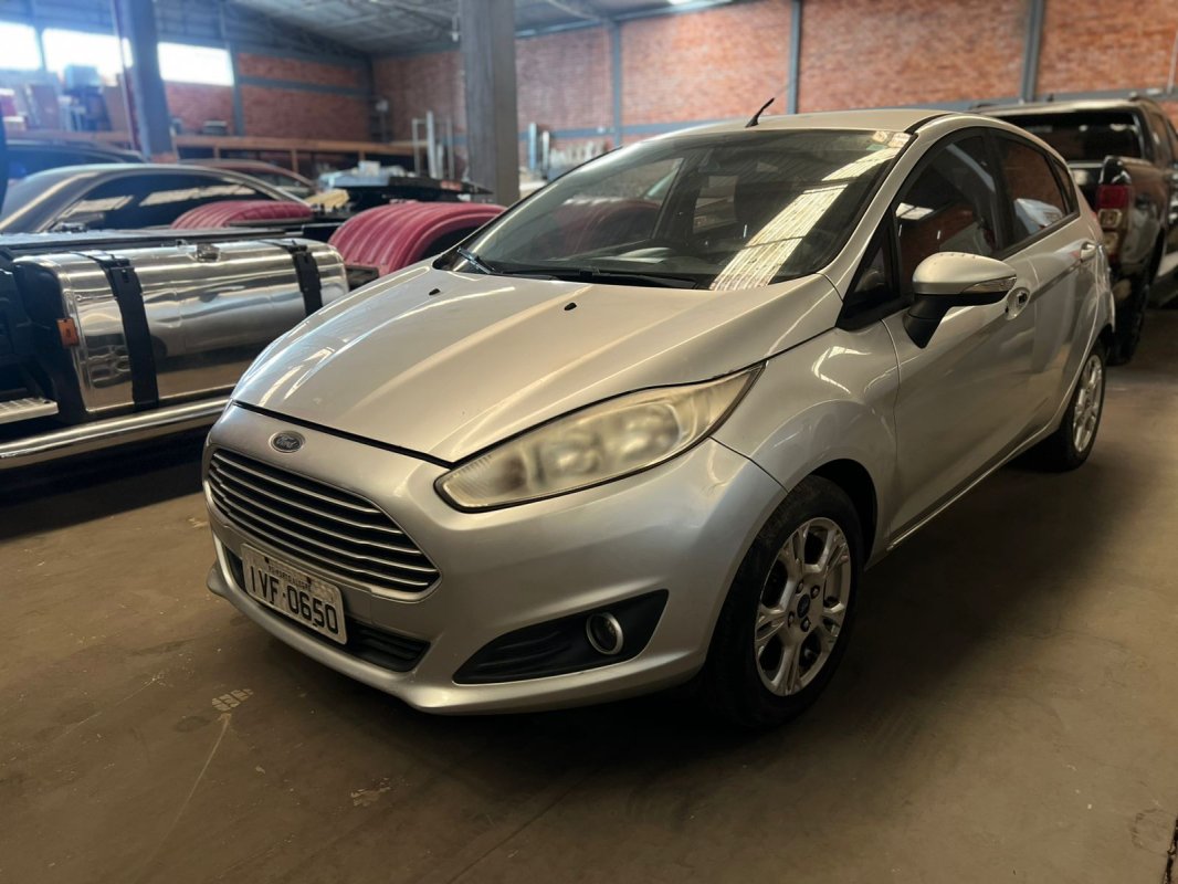 02ª DATA | Veículo Ford Fiesta HA 1.6L SE, ano/mod 2014/2014 — foto 1 de 13