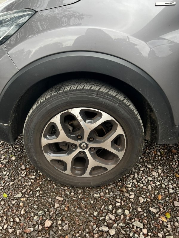 LOTE 001 - Um veículo RENAULT/CAPTUR 16 BOSE, ano/mod 2020/2021