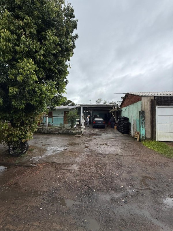 LOTE 013 - (SÃO JERÔNIMO/RS) Terreno c/ 02 casas no Bairro São Thomás