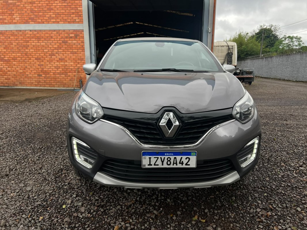 LOTE 001 - Um veículo RENAULT/CAPTUR 16 BOSE, ano/mod 2020/2021