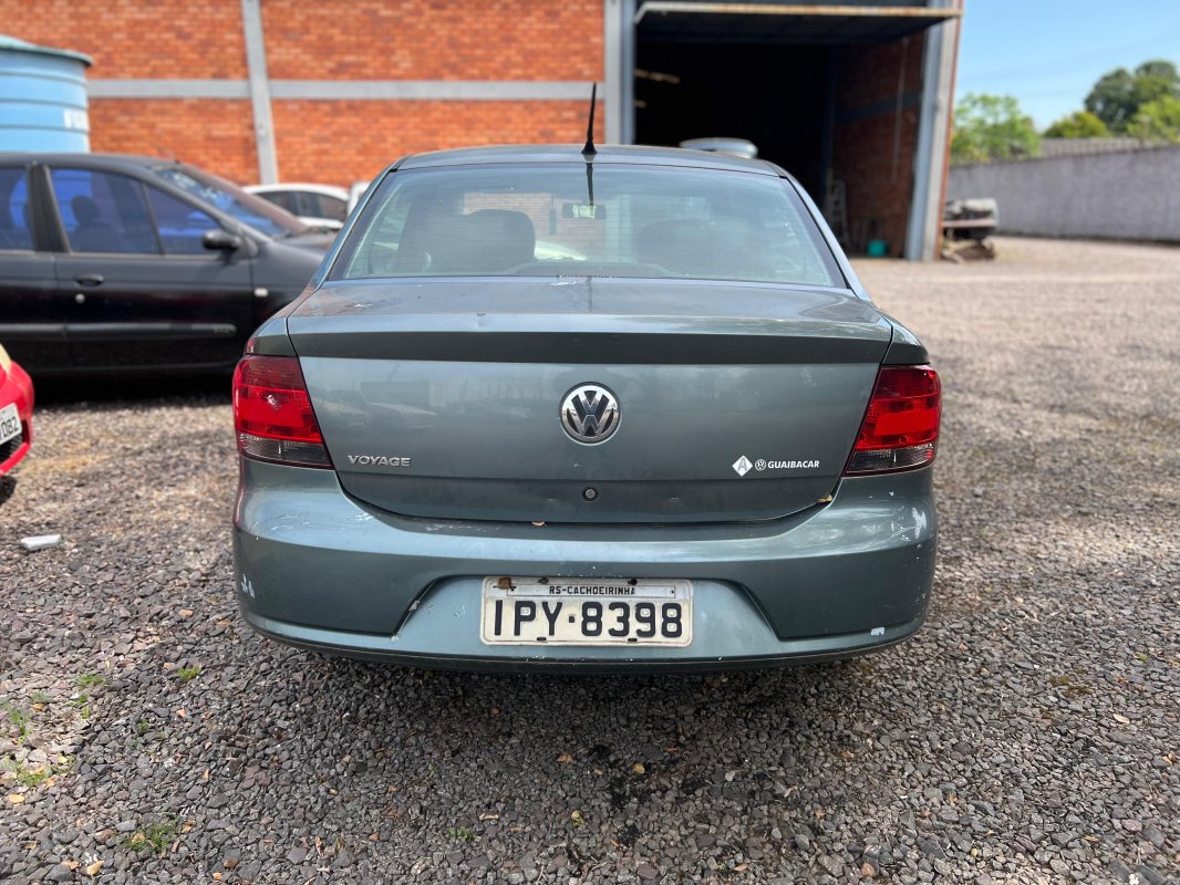 LOTE 004 - **Veículo  VW/VOYAGE 1.0,  ano/mod. 2009/2010